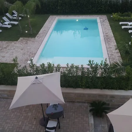 Le Murge Del Salento Depandance Bed & Breakfast Uggiano La Chiesa