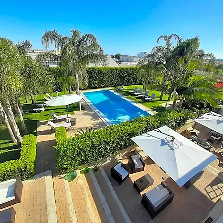 Le Murge Del Salento Depandance Bed & Breakfast 4*