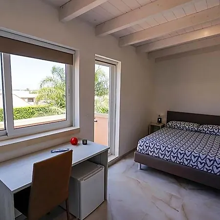 Le Murge Del Salento Depandance Bed & Breakfast 4*